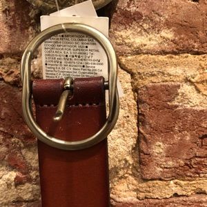 NWT dark brown leather banana republic belt size M